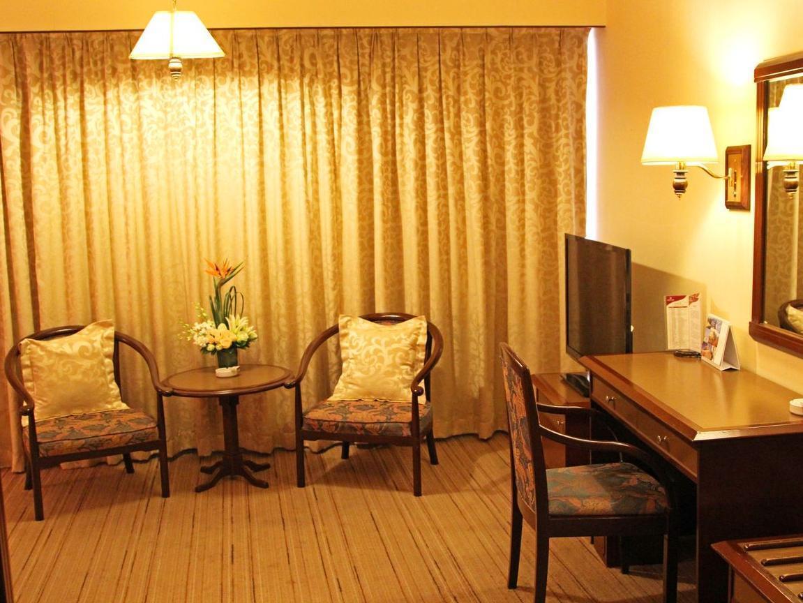 Yindo Jasper Hotel Csuhaj Kültér fotó